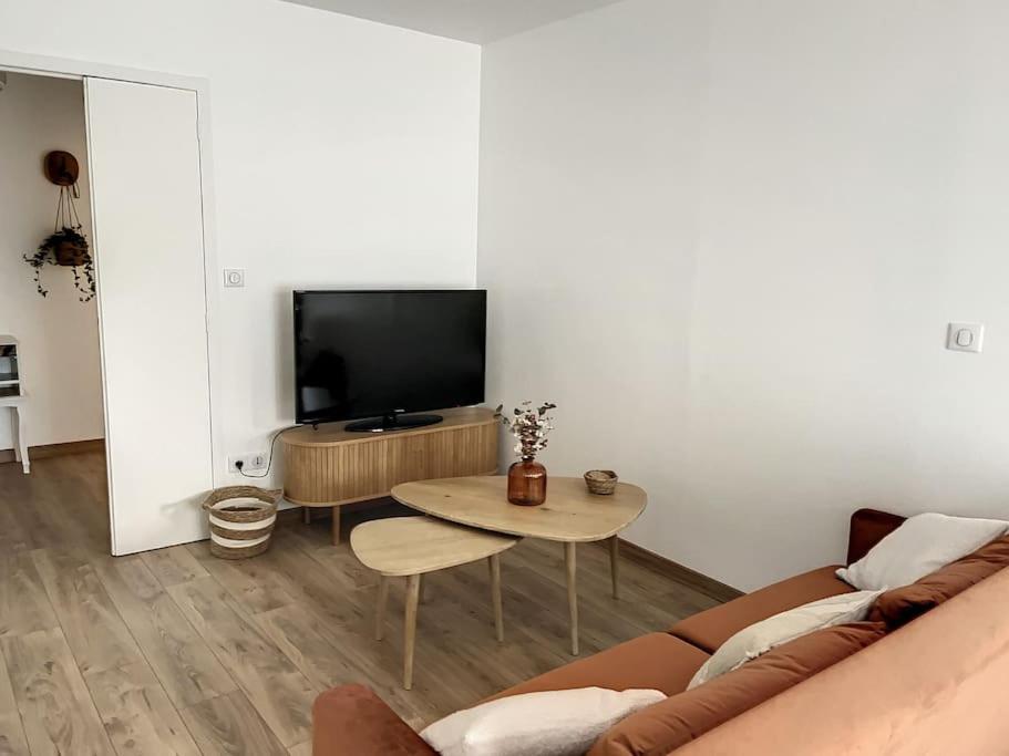 Le Julia - Neuf - Gare Et Garage Apartment Compiegne Ngoại thất bức ảnh